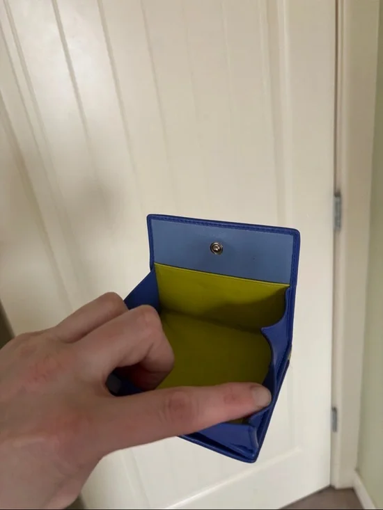 Blue Leather Bi-Fold Wallet - Unbranded - Picture 5 of 5